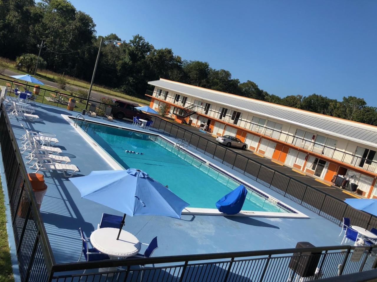 Days Inn By Wyndham Wildwood I-75 Exterior foto
